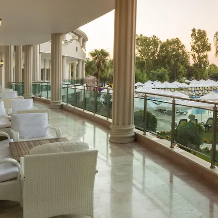 Готель Bella & Сіде