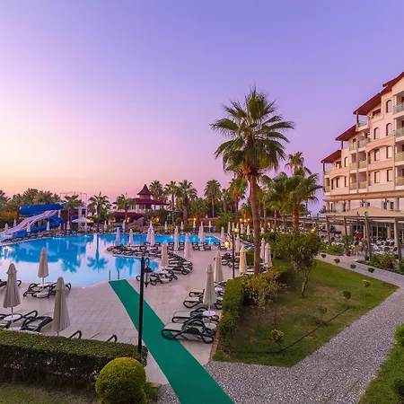 Bella & Hotel Side