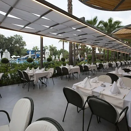 Hotel Bella &