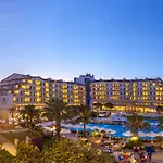 Hotel Bella &